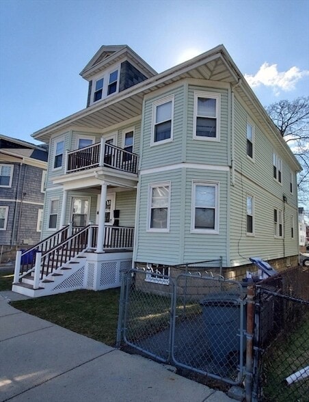 property at 32 Glenrose Rd