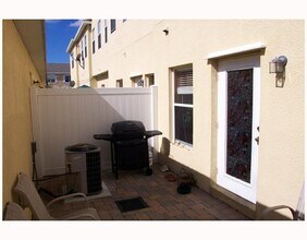 228 Deepcove Rd in Winter Garden, FL - Building Photo - Building Photo