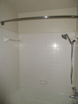 205 S Broad St in Lampasas, TX - Building Photo