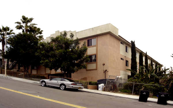 1148 N Chicago St in Los Angeles, CA - Foto de edificio