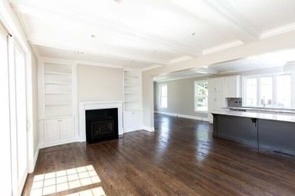 9 Ridgeway Ave in Needham, MA - Building Photo - Building Photo