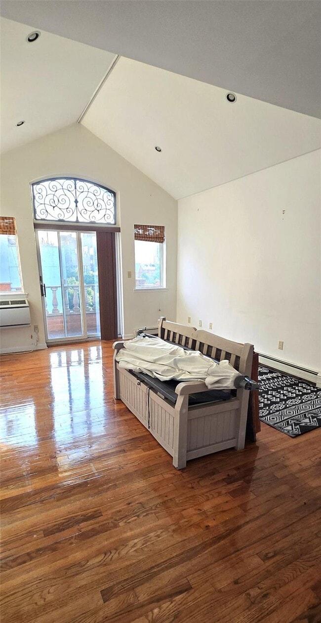29-17 31st Ave in Queens, NY - Building Photo - Building Photo