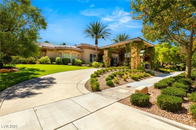 9813 Moon Valley Pl in Las Vegas, NV - Building Photo - Building Photo