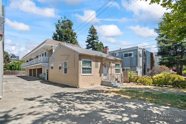 property at 1422 Sherman St