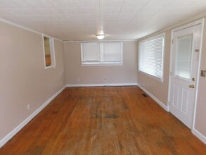 213 Nunn St in Havelock, NC - Building Photo - Building Photo