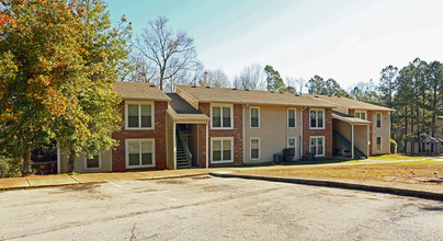 River Oaks in Columbia, SC - Building Photo - Building Photo