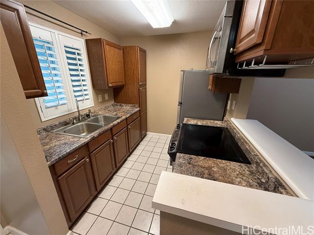 95-648-648 Wikao St in Mililani, HI - Foto de edificio - Building Photo