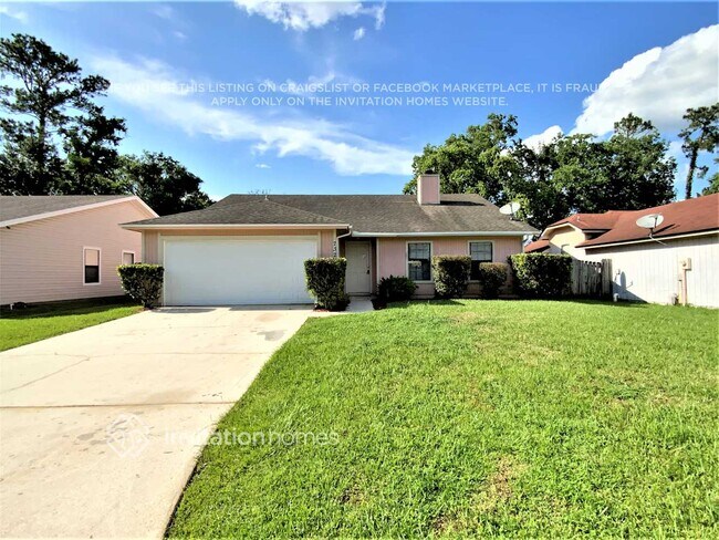 property at 7321 Amandas Crossing Dr S