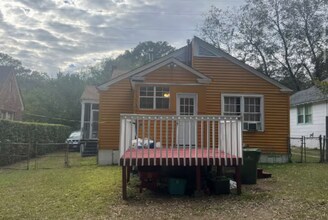 219 S Panama St in Montgomery, AL - Foto de edificio - Building Photo