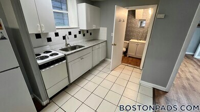 11 Aberdeen St, Unit E in Boston, MA - Building Photo - Building Photo