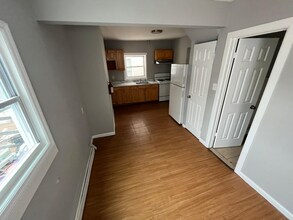 129 S Park St, Unit Unit 1 in Elizabeth, NJ - Building Photo - Building Photo