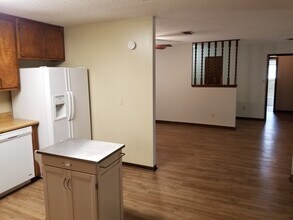 754 Silver Maple Dr in Tallahassee, FL - Building Photo - Building Photo