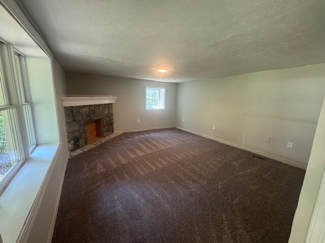 10501 Stonewall Jackson Hwy