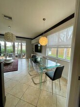 8666 NW 109th Ct in Doral, FL - Building Photo - Building Photo