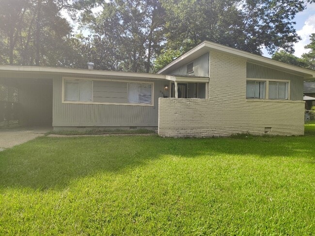 property at 646 Piermont St