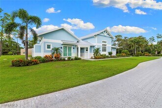 2961 Sanborn Ave in Naples, FL - Building Photo - Building Photo