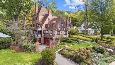 430 Woodland Rd in Sewickley, PA - Building Photo - Building Photo
