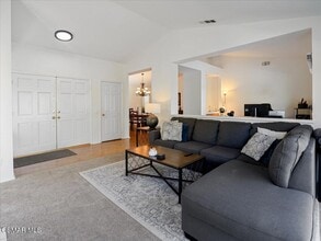 290 Ridgeton Ln in Simi Valley, CA - Building Photo - Building Photo