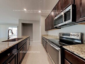 12449 Brick Cobblestone Dr in Riverview, FL - Foto de edificio - Building Photo
