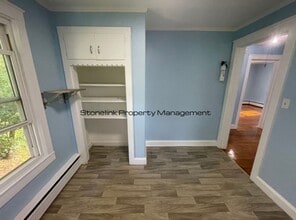 80 Wood St in Coventry, RI - Building Photo - Building Photo