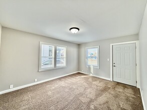 1310 Copeland Ave in Beloit, WI - Building Photo - Building Photo