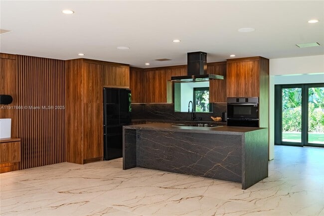 3711 Battersea Rd in Miami, FL - Building Photo - Building Photo