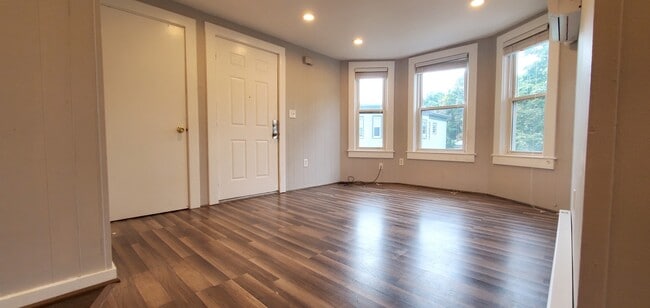 37 Adamson St in Boston, MA - Building Photo - Building Photo