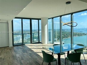 650 NE 32nd St, Unit 4408 in Miami, FL - Building Photo - Building Photo