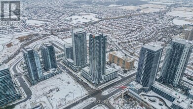 15 Watergarden Dr in Mississauga, ON - Building Photo - Building Photo