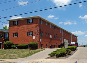 Beecher Street in Cincinnati, OH - Building Photo - Building Photo