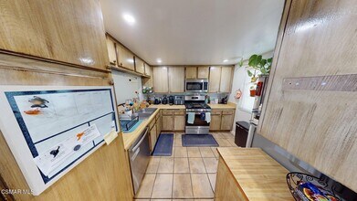 3075 Kelp Ln in Oxnard, CA - Building Photo - Building Photo