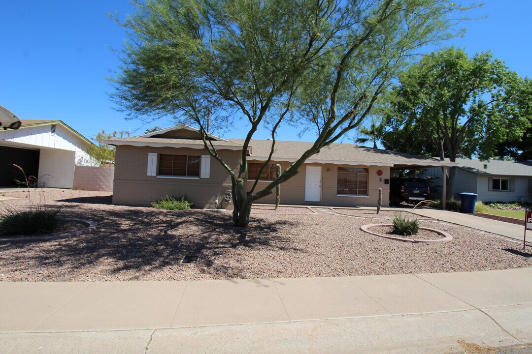 1427 W 7th St in Tempe, AZ - Building Photo