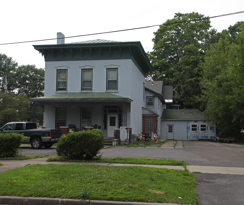 503 N Washington St in Rome, NY - Building Photo