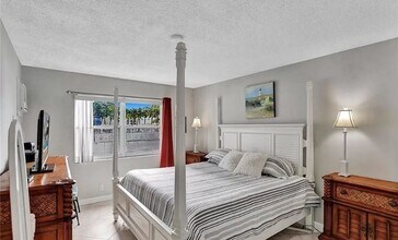 3000 Riomar St, Unit 709 in Fort Lauderdale, FL - Building Photo - Building Photo