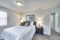 Maplewood Apartments photo'