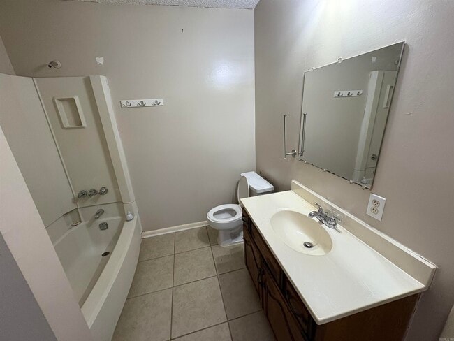 7901 Parkwood Dr in Little Rock, AR - Building Photo - Building Photo