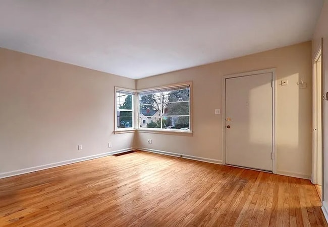 403 NE 92nd St in Seattle, WA - Building Photo - Building Photo