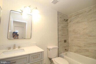 19 Francis Ct in Trenton, NJ - Building Photo - Building Photo