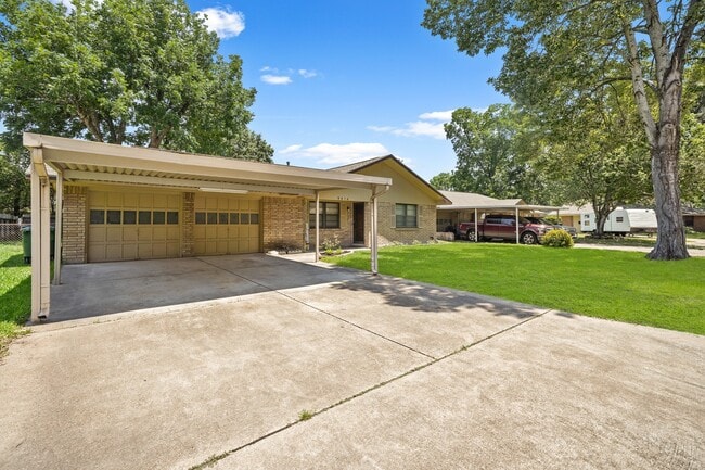 property at 9514 Vilven Ln