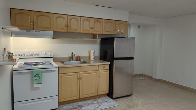 property at 17 NE 2nd Ave