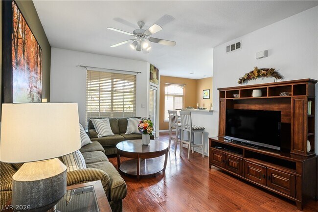 9000 S Las Vegas Blvd in Las Vegas, NV - Foto de edificio - Building Photo