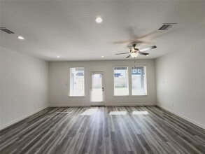 2934 Concord Vlg Wy in Houston, TX - Building Photo - Building Photo