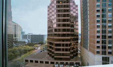 200 N Congress Ave in Austin, TX - Building Photo - Building Photo