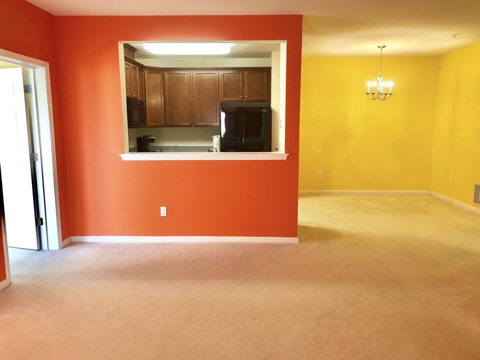 1322 Sierra Dr, Unit 1322 in Trenton, NJ - Building Photo