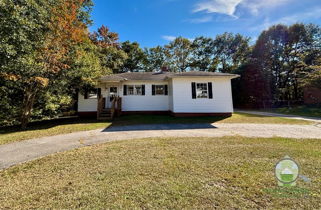 106 Hammond Ave