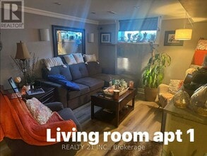 817 Sanok Dr in Pickering, ON - Building Photo - Building Photo