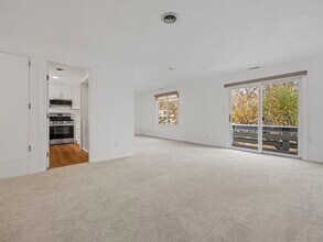 18 Concord Greene in Concord, MA - Building Photo - Building Photo