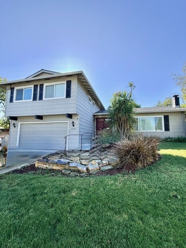 property at 1608 Guadalajara Ct