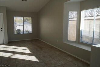 131 Newburg Ave in North Las Vegas, NV - Building Photo - Building Photo