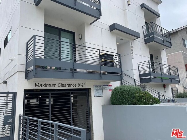 property at 14822 Magnolia Blvd
